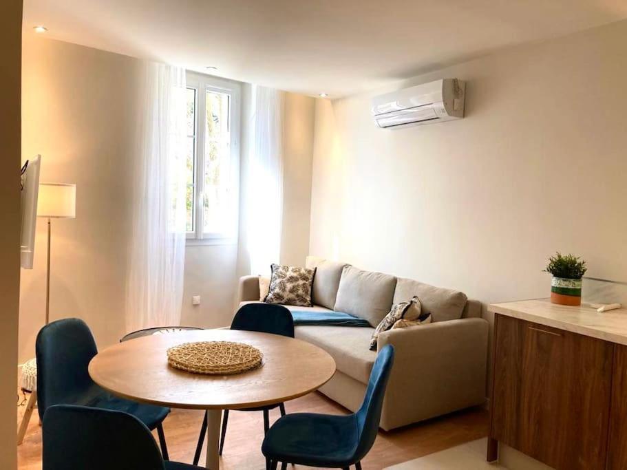 Le Palm Appartement élégant&Design En Bord Rivière Collobrières Esterno foto