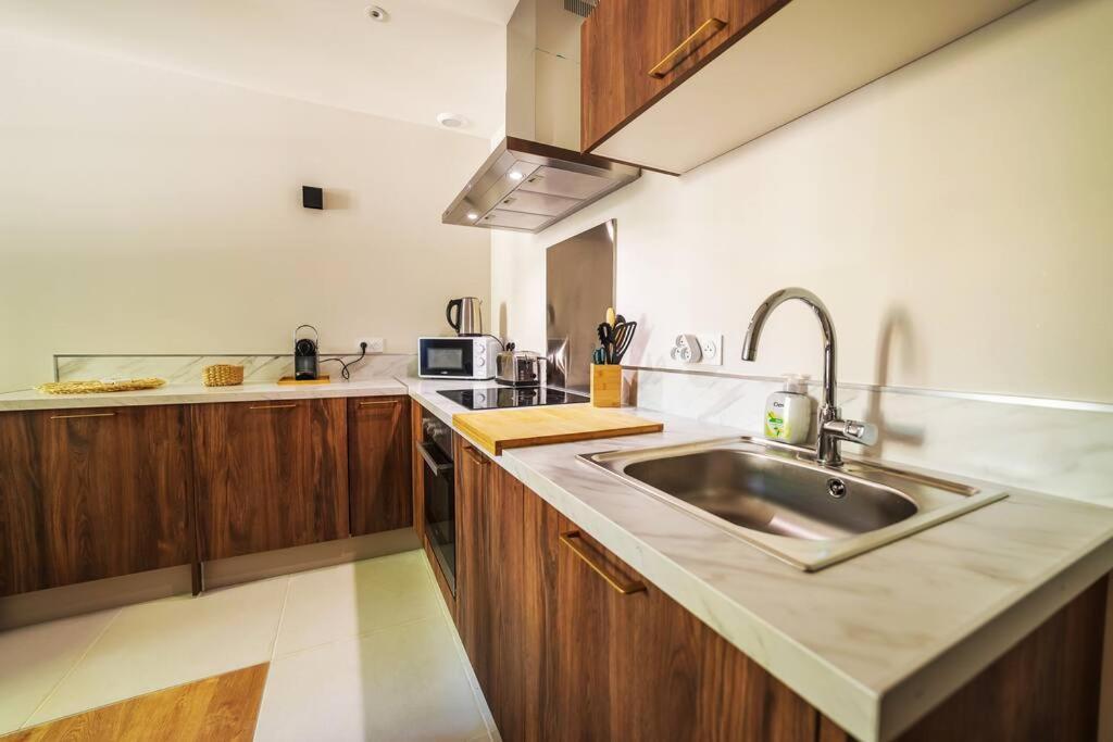 Le Palm Appartement élégant&Design En Bord Rivière Collobrières Esterno foto