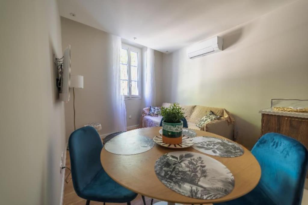 Le Palm Appartement élégant&Design En Bord Rivière Collobrières Esterno foto